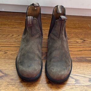Men's Blundstone Leather Chelsea Boots size 9.5